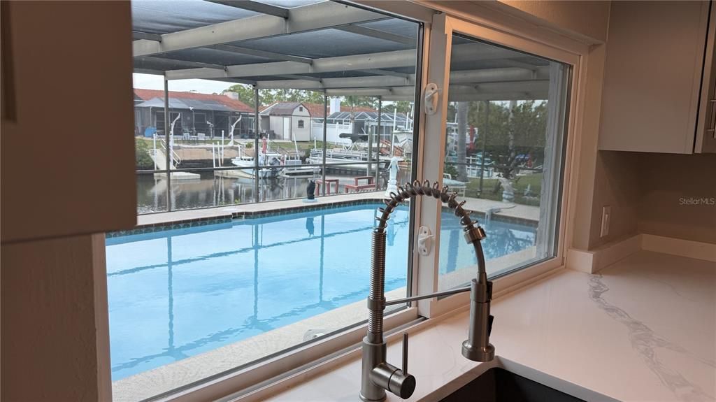 For Sale: $495,000 (3 beds, 2 baths, 1884 Square Feet)