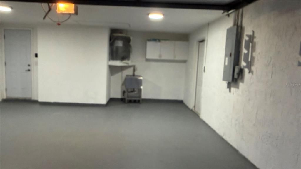 For Sale: $495,000 (3 beds, 2 baths, 1884 Square Feet)