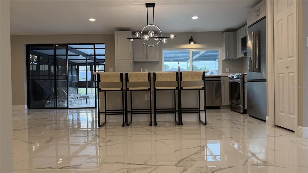 For Sale: $495,000 (3 beds, 2 baths, 1884 Square Feet)