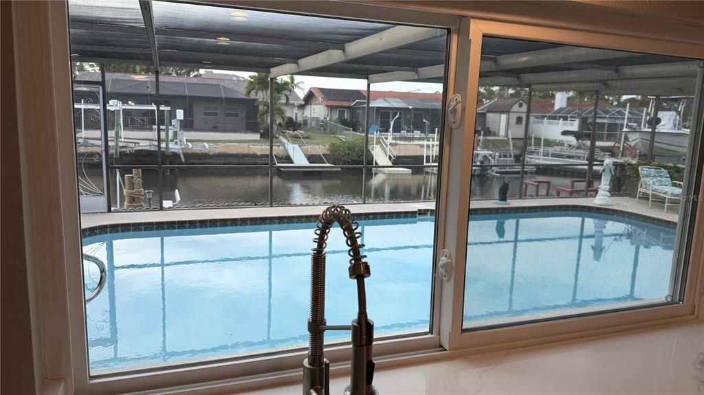 For Sale: $495,000 (3 beds, 2 baths, 1884 Square Feet)