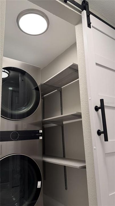 For Sale: $495,000 (3 beds, 2 baths, 1884 Square Feet)