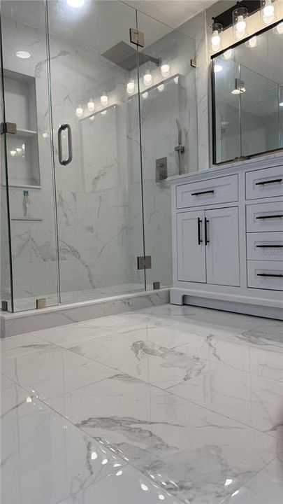 For Sale: $495,000 (3 beds, 2 baths, 1884 Square Feet)