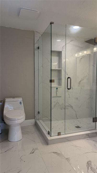 For Sale: $495,000 (3 beds, 2 baths, 1884 Square Feet)