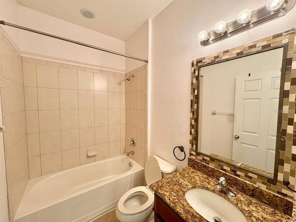 For Rent: $2,400 (3 beds, 2 baths, 2051 Square Feet)