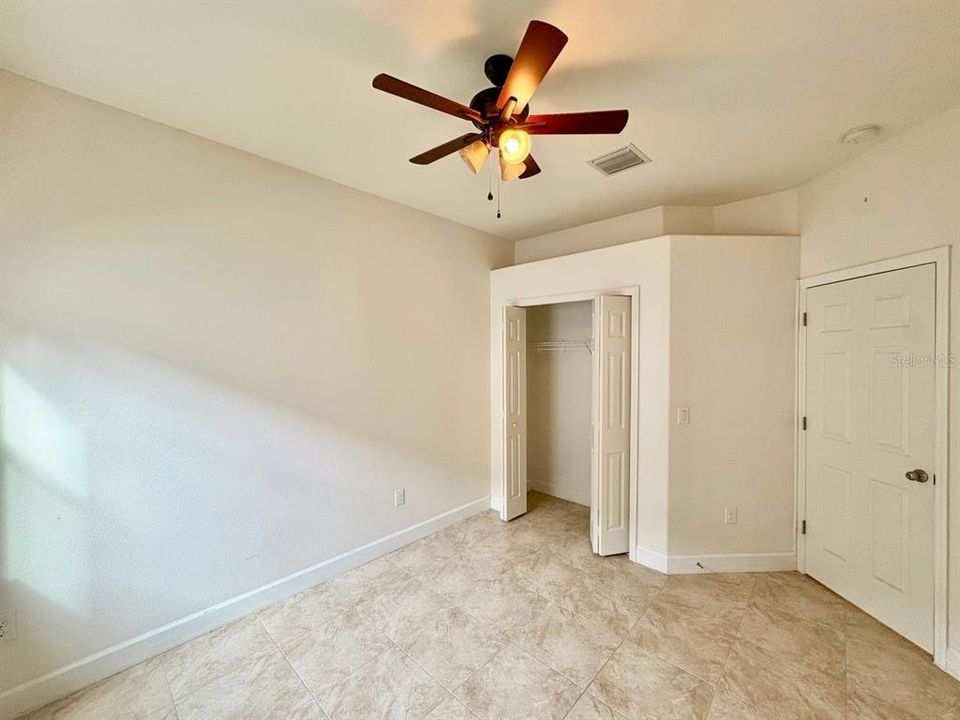 For Rent: $2,400 (3 beds, 2 baths, 2051 Square Feet)