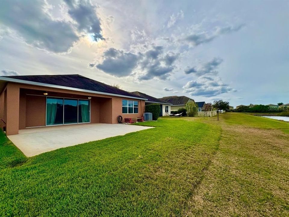 For Rent: $2,400 (3 beds, 2 baths, 2051 Square Feet)