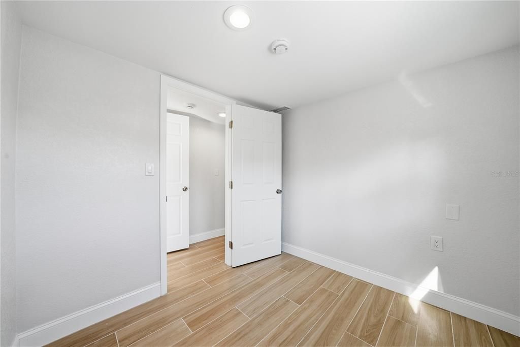 For Sale: $350,000 (3 beds, 2 baths, 1134 Square Feet)