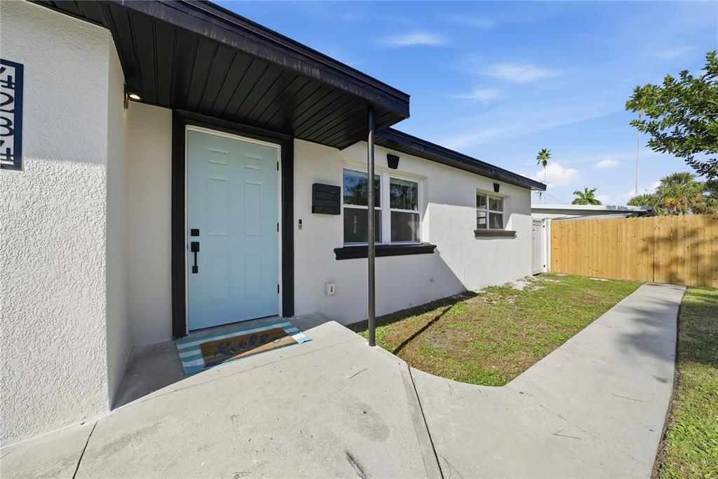 For Sale: $350,000 (3 beds, 2 baths, 1134 Square Feet)