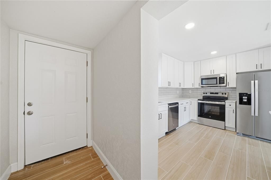 For Sale: $350,000 (3 beds, 2 baths, 1134 Square Feet)