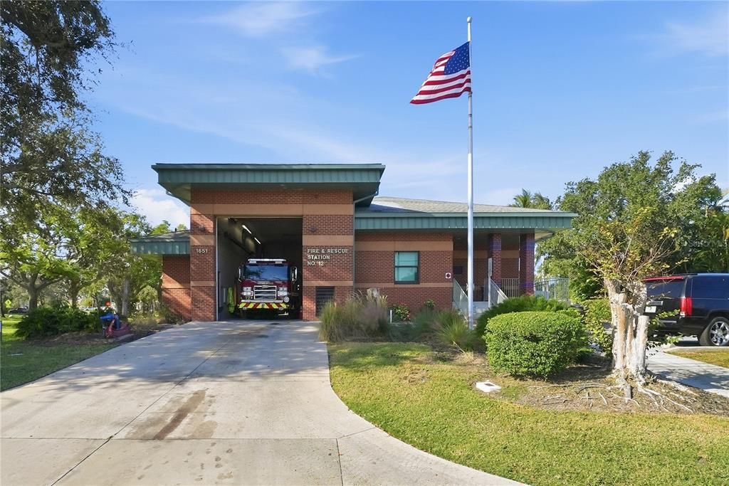 For Sale: $350,000 (3 beds, 2 baths, 1134 Square Feet)