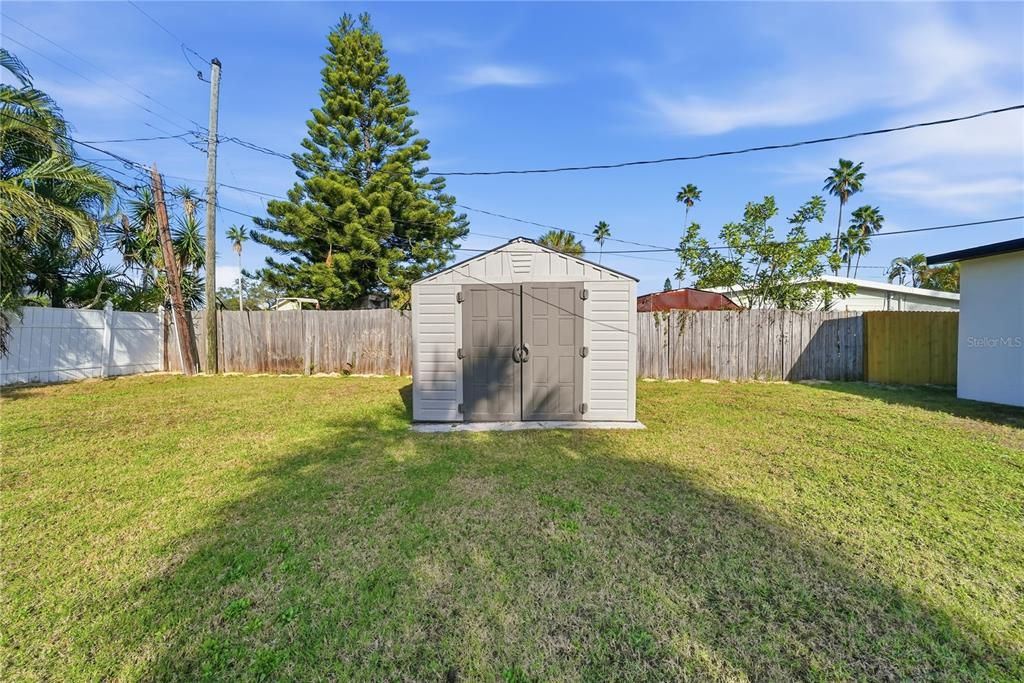 For Sale: $350,000 (3 beds, 2 baths, 1134 Square Feet)