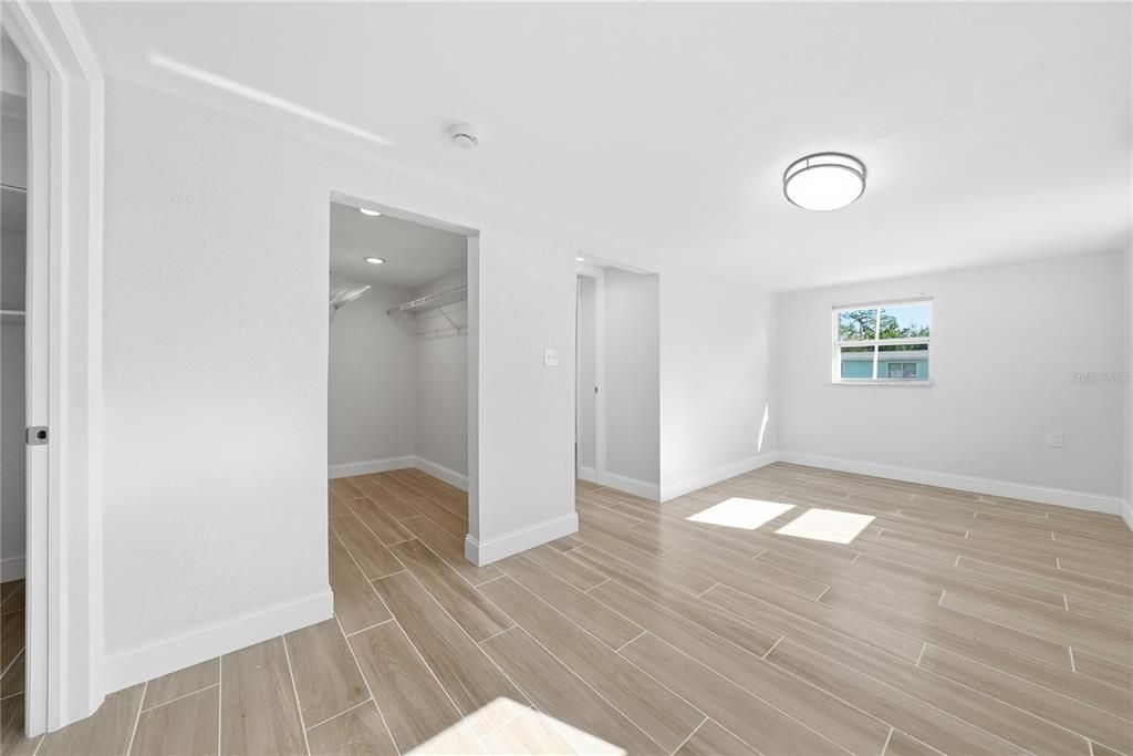 For Sale: $350,000 (3 beds, 2 baths, 1134 Square Feet)