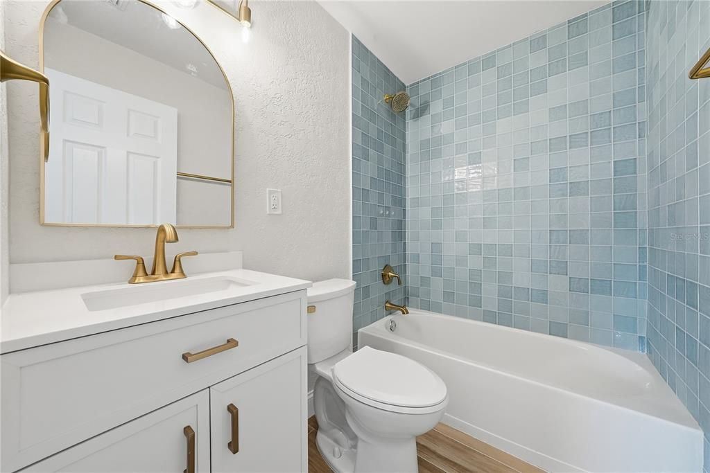 For Sale: $350,000 (3 beds, 2 baths, 1134 Square Feet)