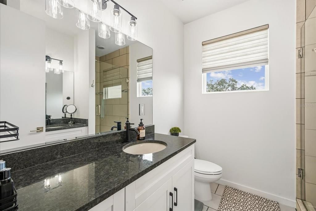 待售: $640,000 (3 贝兹, 2 浴室, 2181 平方英尺)