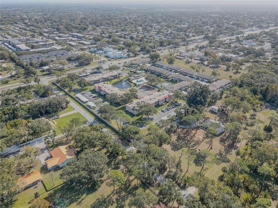 For Sale: $219,900 (2 beds, 2 baths, 1080 Square Feet)