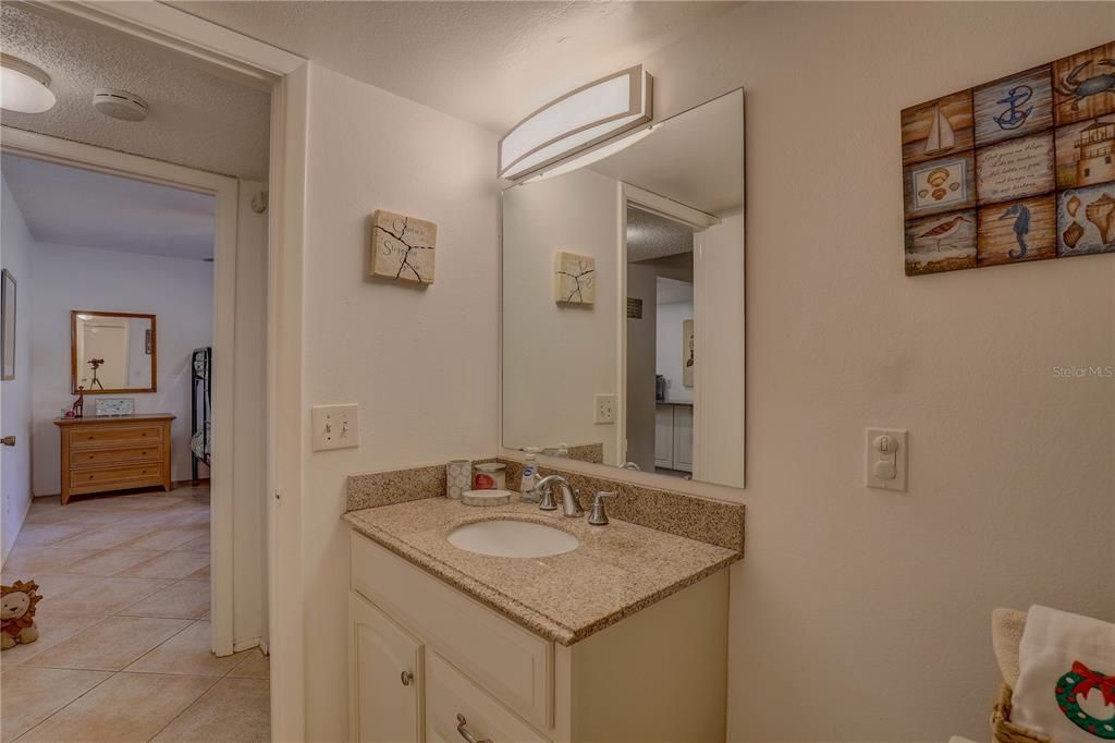 En Venta: $219,900 (2 camas, 2 baños, 1080 Pies cuadrados)