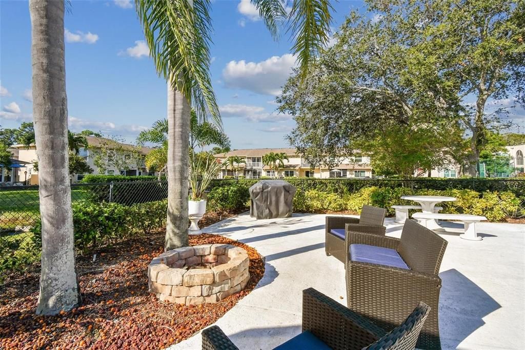 For Sale: $219,900 (2 beds, 2 baths, 1080 Square Feet)