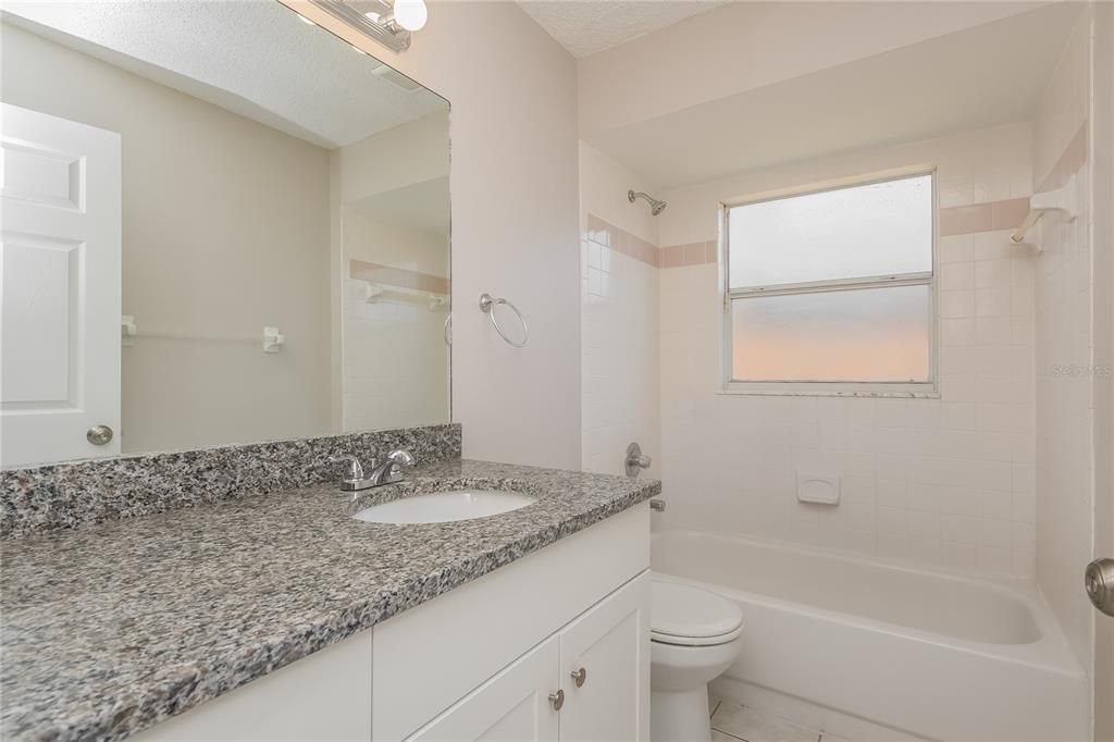 En Venta: $350,000 (3 camas, 2 baños, 1462 Pies cuadrados)