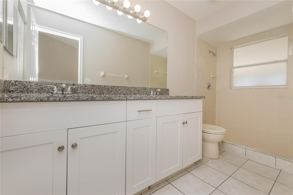 En Venta: $350,000 (3 camas, 2 baños, 1462 Pies cuadrados)