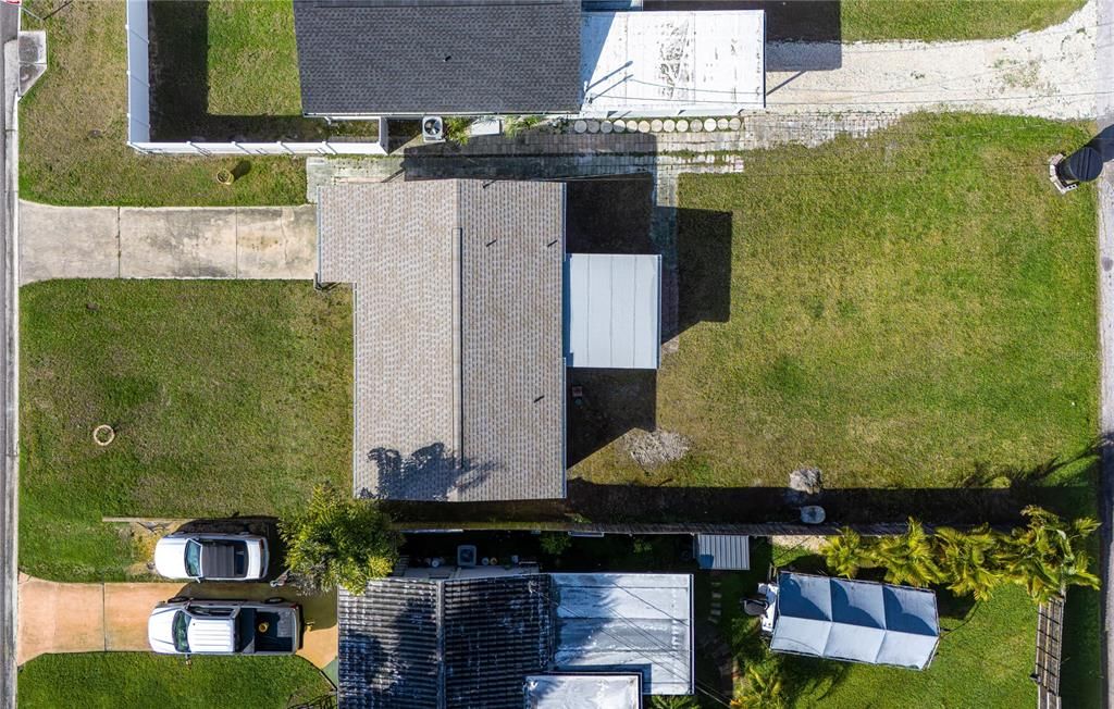 待售: $325,000 (2 贝兹, 1 浴室, 747 平方英尺)