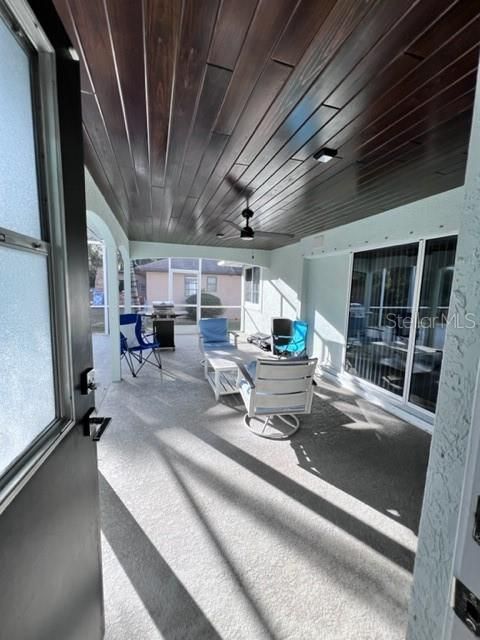 В аренду: $4,000 (3 спален, 2 ванн, 1719 Квадратных фут)