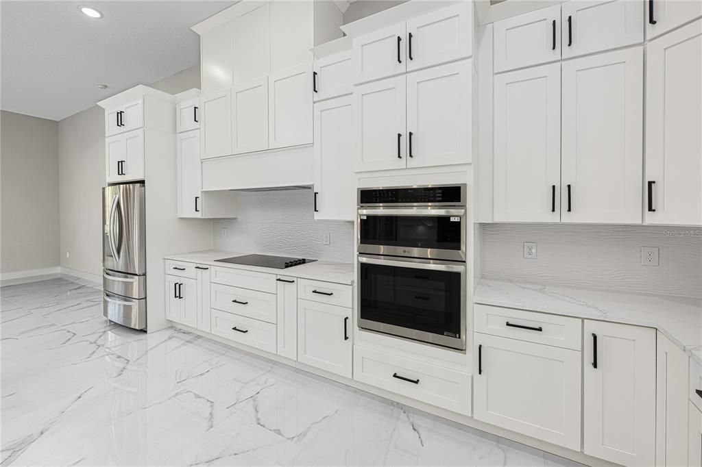 For Sale: $574,000 (4 beds, 2 baths, 2660 Square Feet)