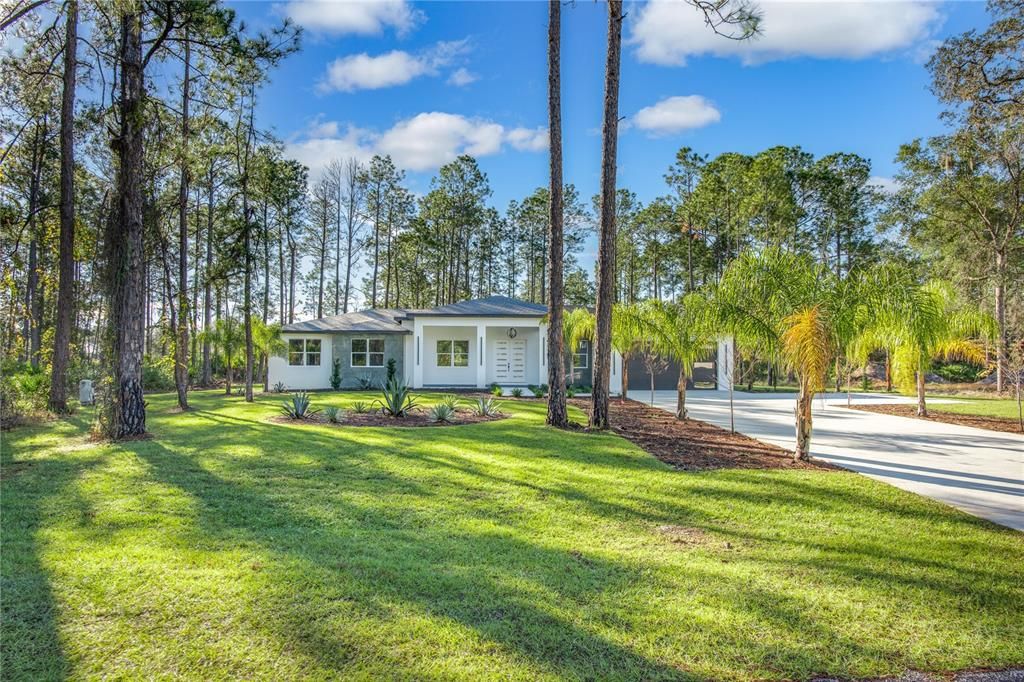 For Sale: $574,000 (4 beds, 2 baths, 2660 Square Feet)