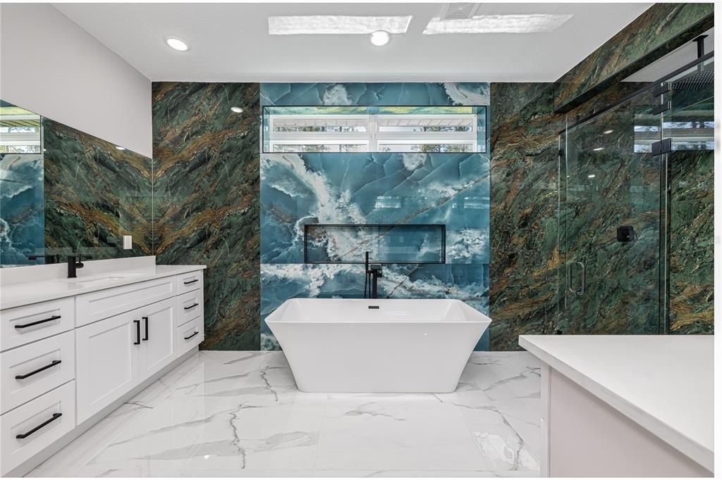 For Sale: $574,000 (4 beds, 2 baths, 2660 Square Feet)