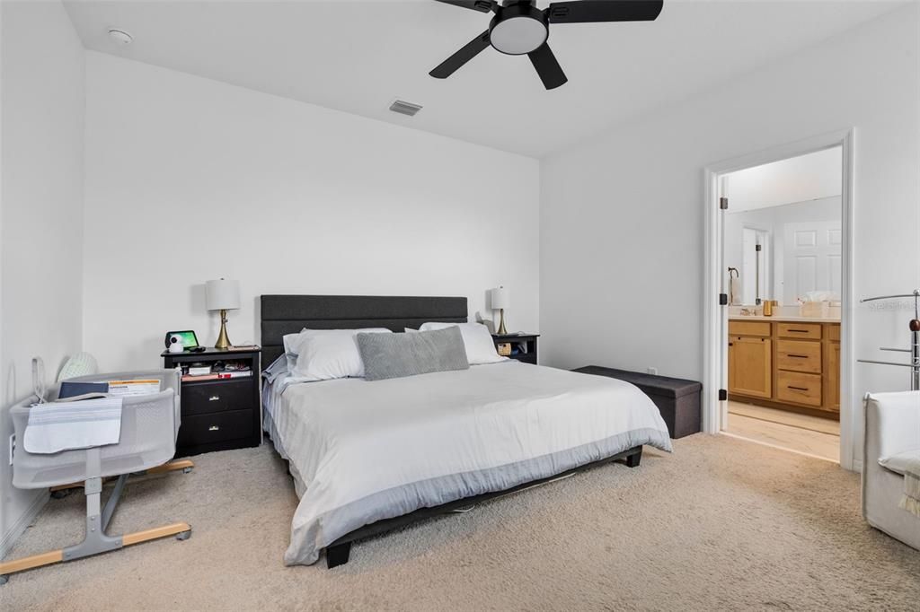 For Rent: $3,400 (3 beds, 2 baths, 1638 Square Feet)