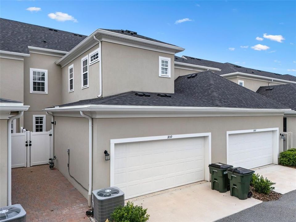 For Rent: $3,400 (3 beds, 2 baths, 1638 Square Feet)