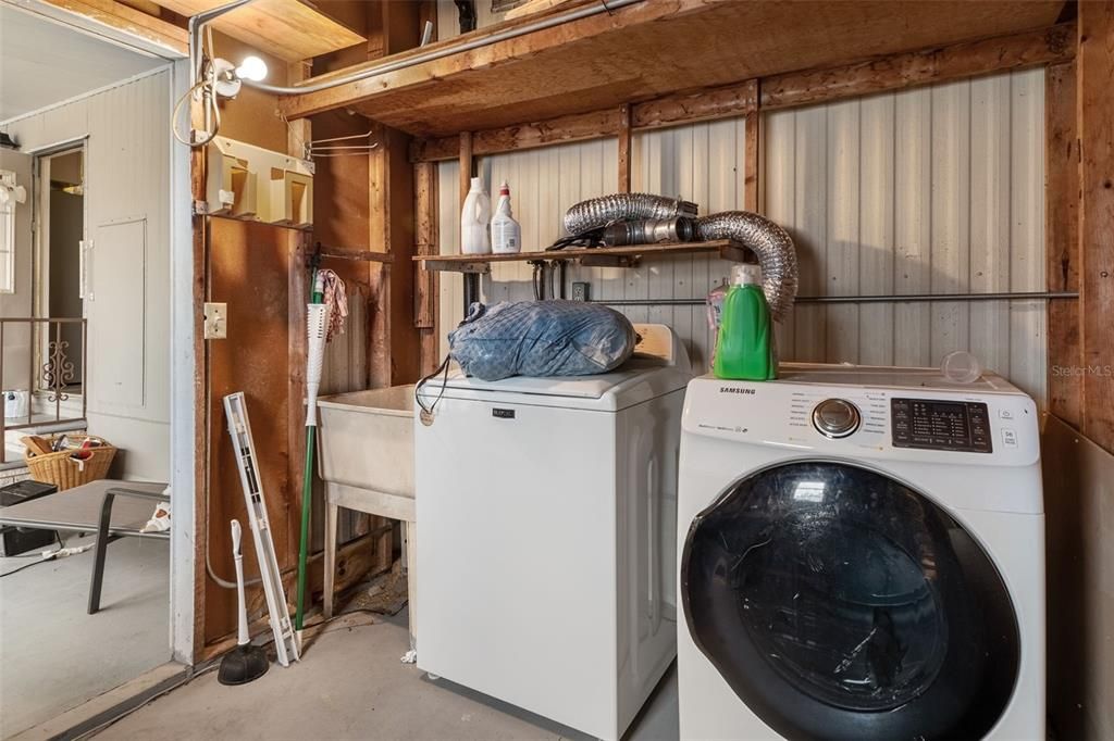 待售: $178,000 (2 贝兹, 2 浴室, 1300 平方英尺)