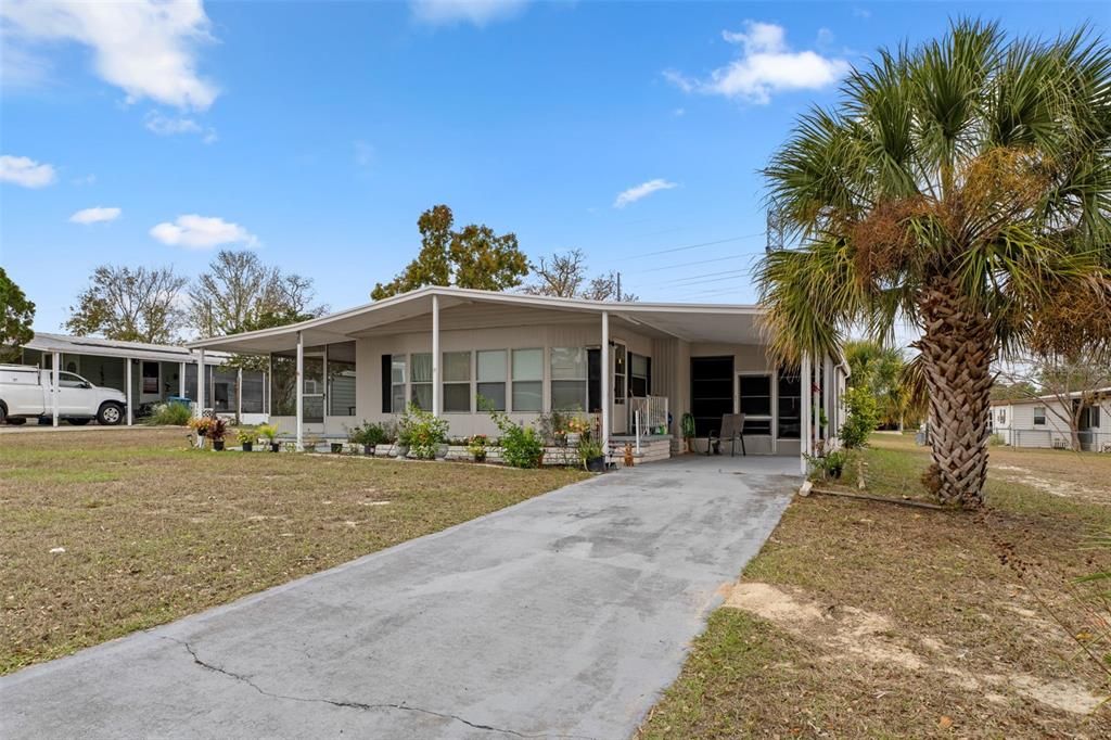 待售: $178,000 (2 贝兹, 2 浴室, 1300 平方英尺)