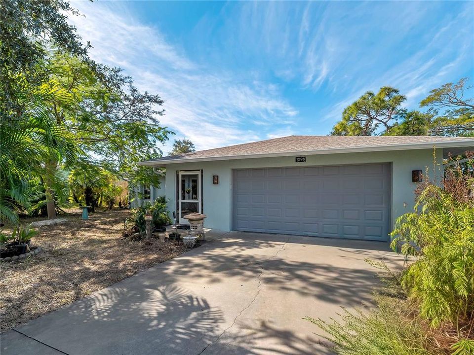 На продажу: $299,000 (3 спален, 2 ванн, 1767 Квадратных фут)