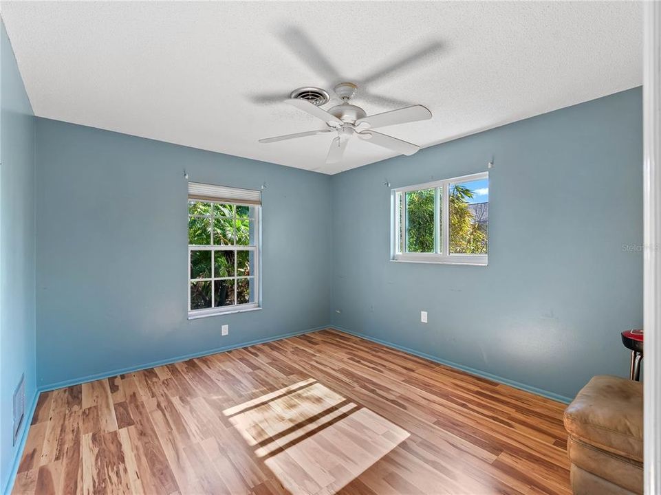 На продажу: $299,000 (3 спален, 2 ванн, 1767 Квадратных фут)