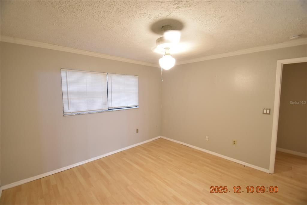 For Rent: $1,750 (3 beds, 2 baths, 1136 Square Feet)