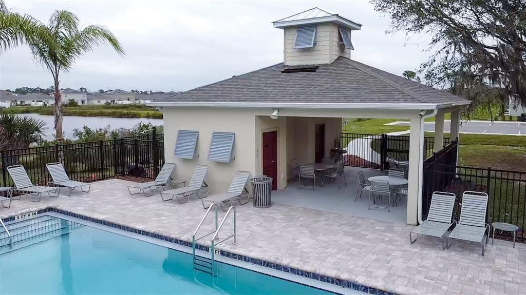 En Venta: $303,990 (3 camas, 2 baños, 1840 Pies cuadrados)