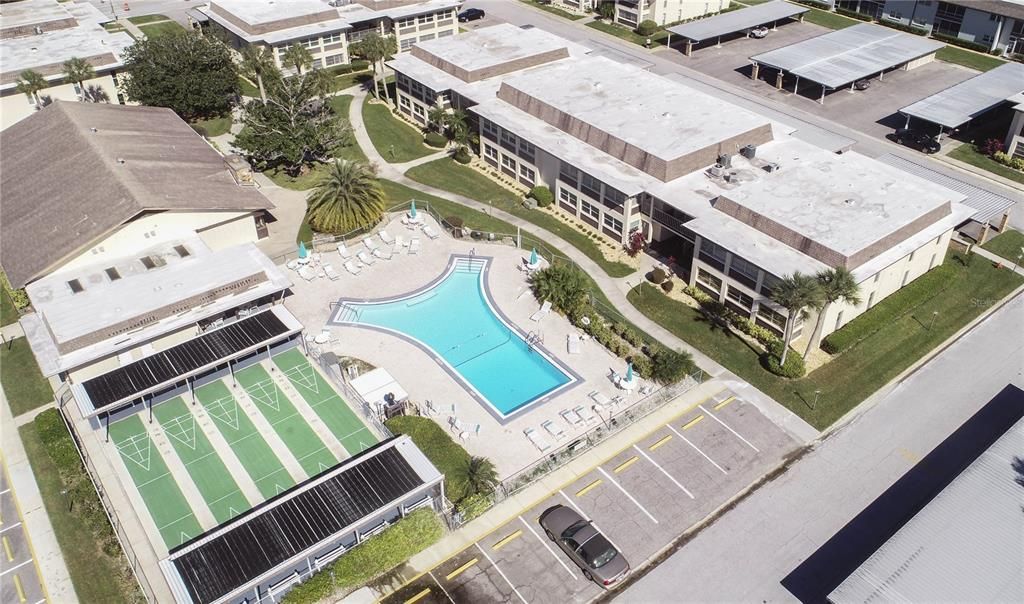 На продажу: $83,000 (2 спален, 2 ванн, 1088 Квадратных фут)