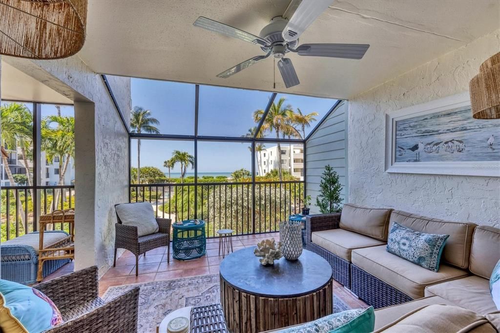 待售: $1,299,000 (2 贝兹, 2 浴室, 1326 平方英尺)