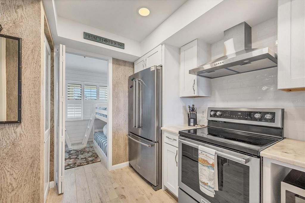 待售: $1,299,000 (2 贝兹, 2 浴室, 1326 平方英尺)