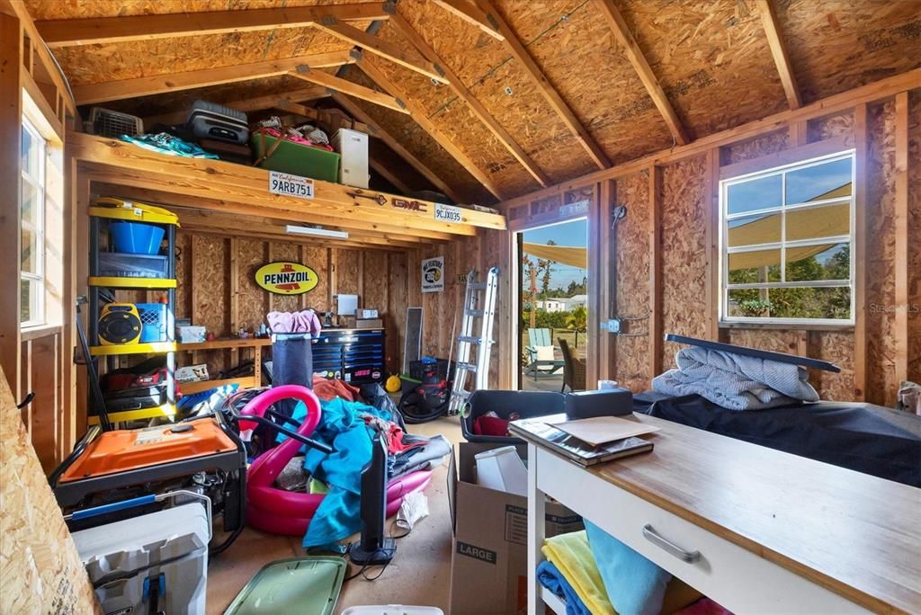 На продажу: $269,900 (2 спален, 1 ванн, 696 Квадратных фут)