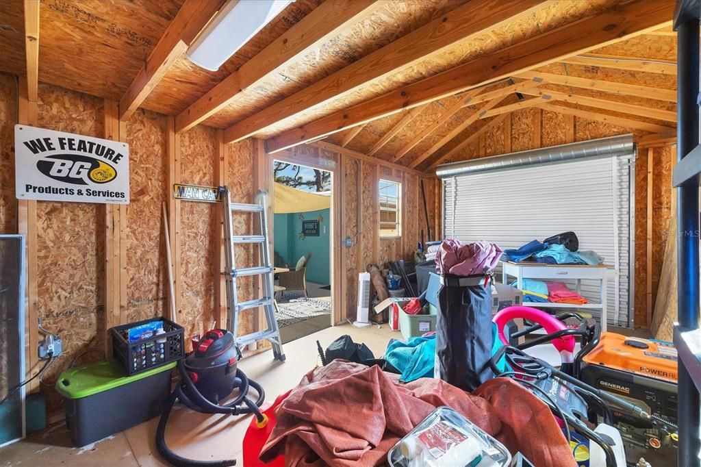 На продажу: $269,900 (2 спален, 1 ванн, 696 Квадратных фут)