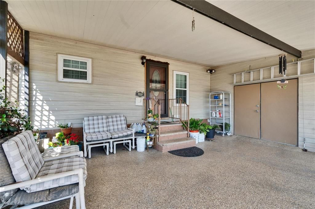 For Sale: $200,000 (2 beds, 2 baths, 1404 Square Feet)