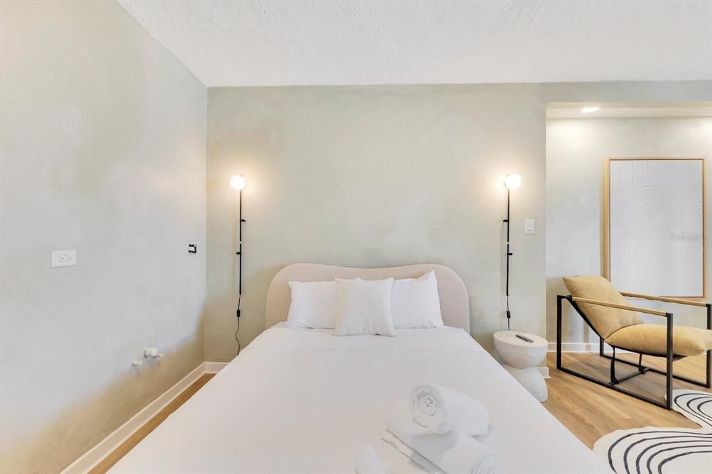 En Venta: $2,350,000 (6 camas, 5 baños, 4300 Pies cuadrados)