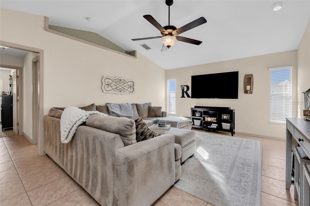 For Sale: $399,000 (3 beds, 2 baths, 2139 Square Feet)