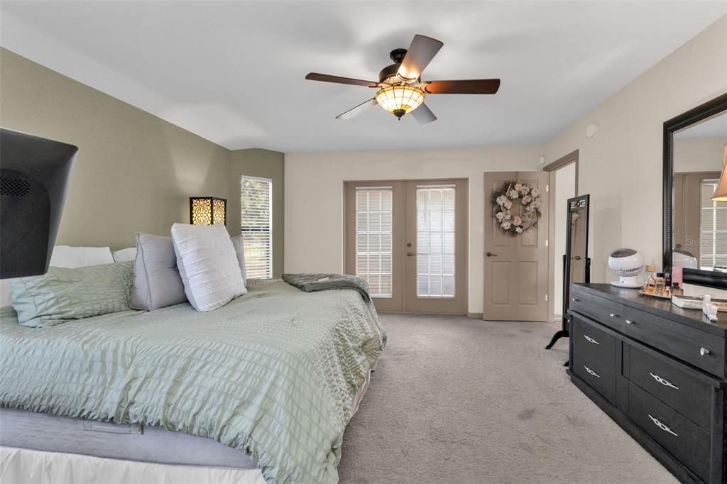 For Sale: $399,000 (3 beds, 2 baths, 2139 Square Feet)