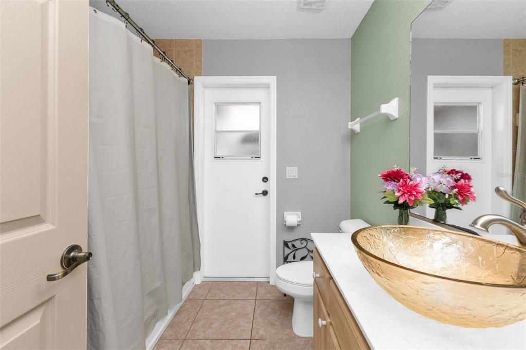 For Sale: $399,000 (3 beds, 2 baths, 2139 Square Feet)