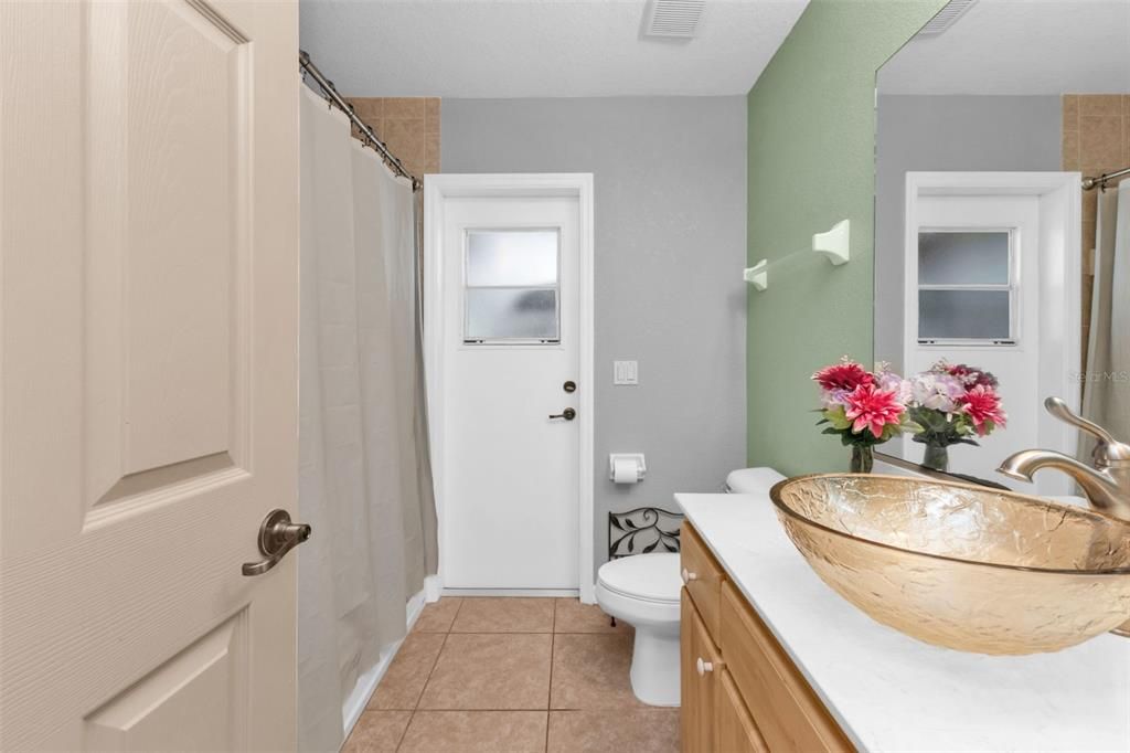 For Sale: $399,000 (3 beds, 2 baths, 2139 Square Feet)