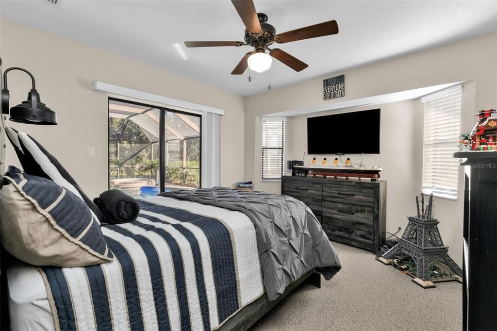 For Sale: $399,000 (3 beds, 2 baths, 2139 Square Feet)