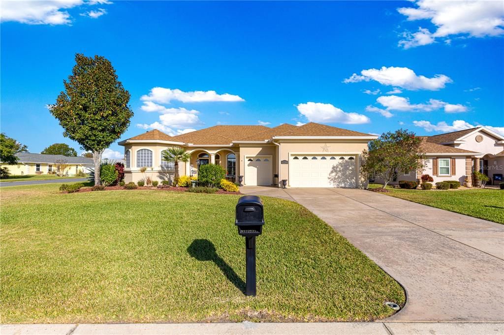 合同活跃: $419,900 (3 贝兹, 2 浴室, 2015 平方英尺)