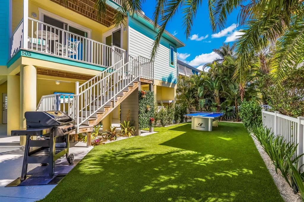 For Sale: $3,195,000 (5 beds, 5 baths, 3202 Square Feet)